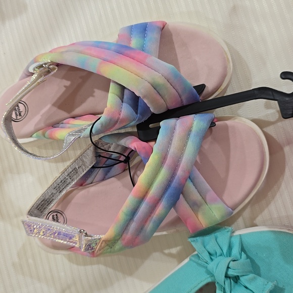 Girl's Shoe Bundle - Picture 8 of 12